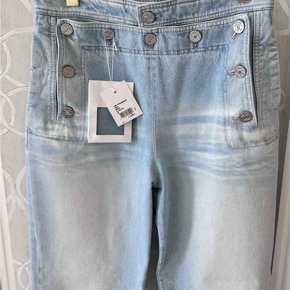 CHANEL Light Blue High Rise Jeans size 40 fits usa size 8